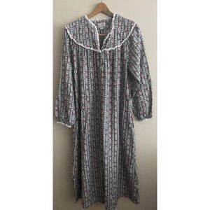 LANZ OF SALZBURG  DARK GREEN TYROLEAN HEART Long FLANNEL Nightgown Medium